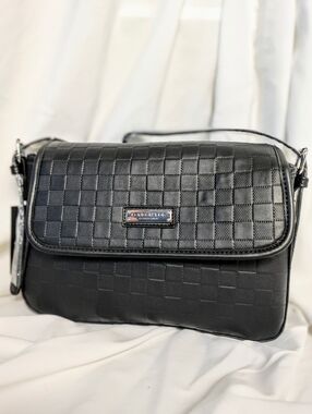 London Fog Shoulder Bag Adjustable Strap